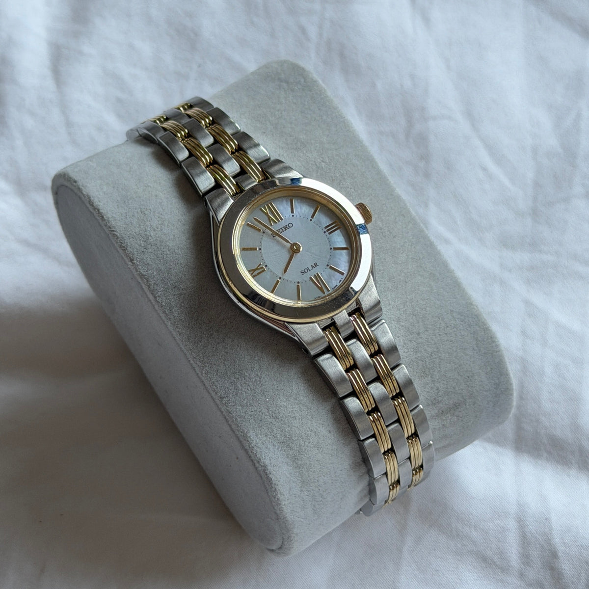 00s Seiko Solar Duotone Round Watch