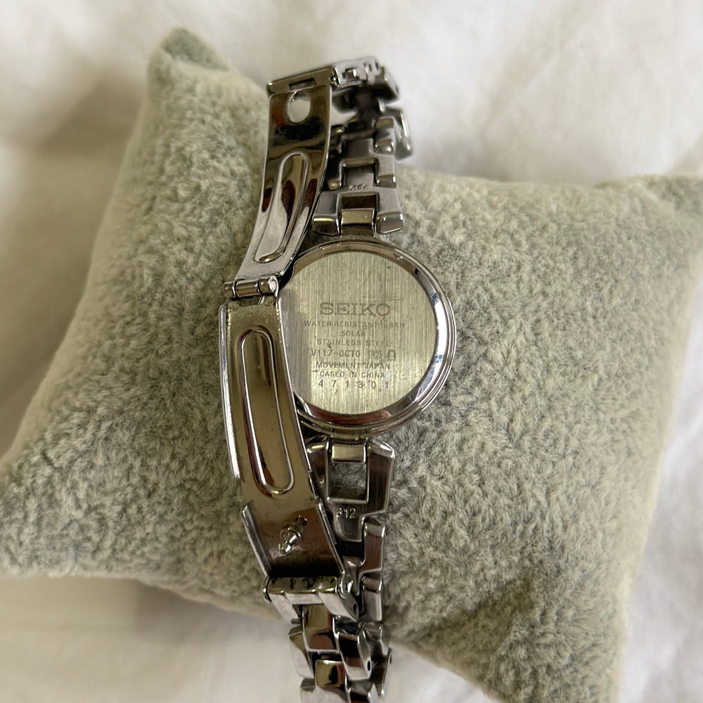 00s Seiko Solar Silver Round Watch