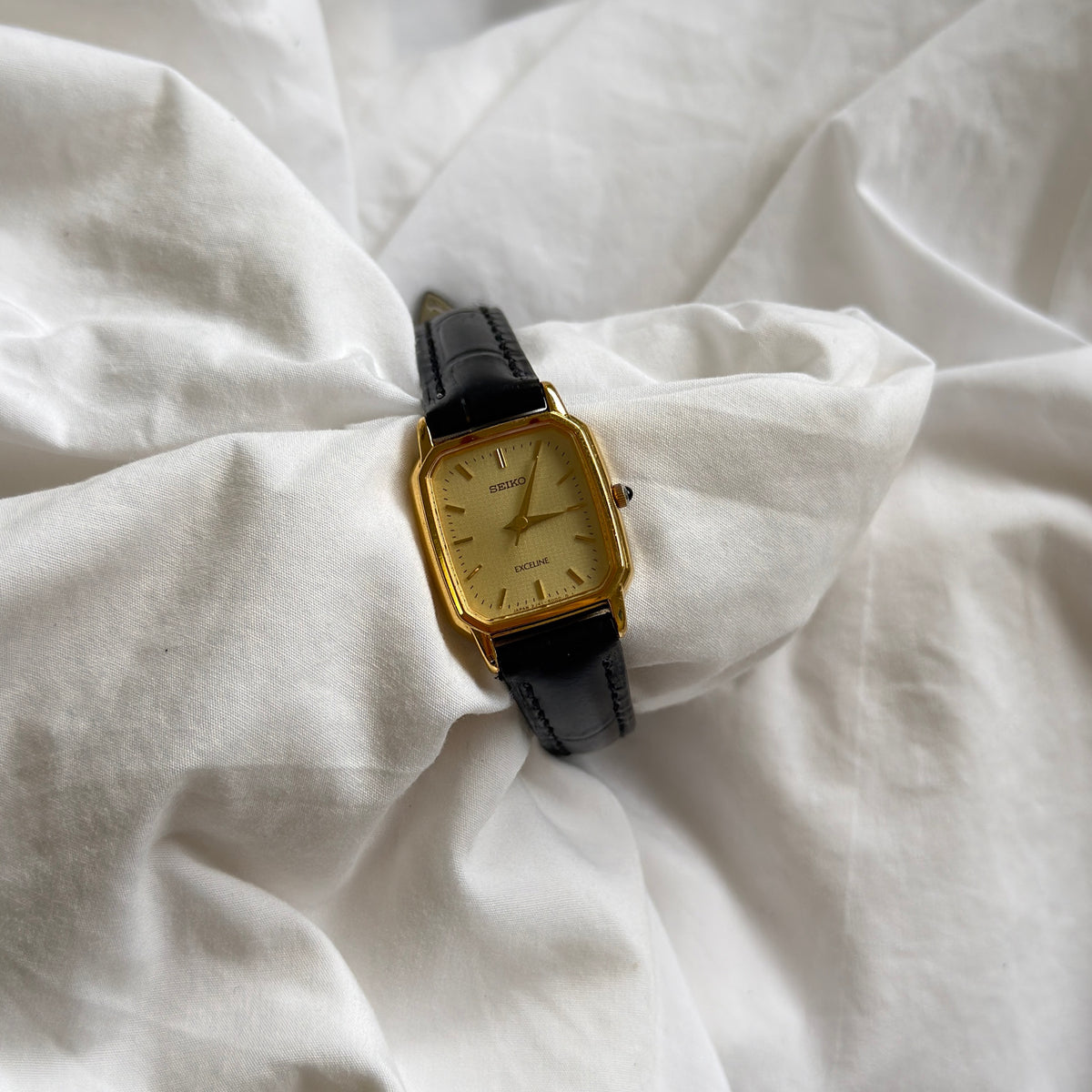 90s Seiko Exceline Gold Tank Watch