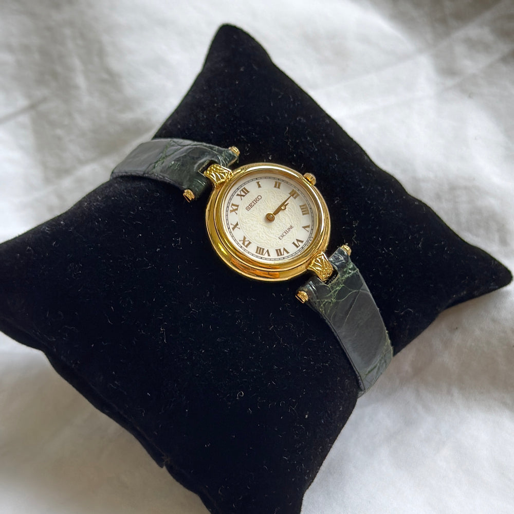 90s Seiko Exceline Round Roman Numeral Watch