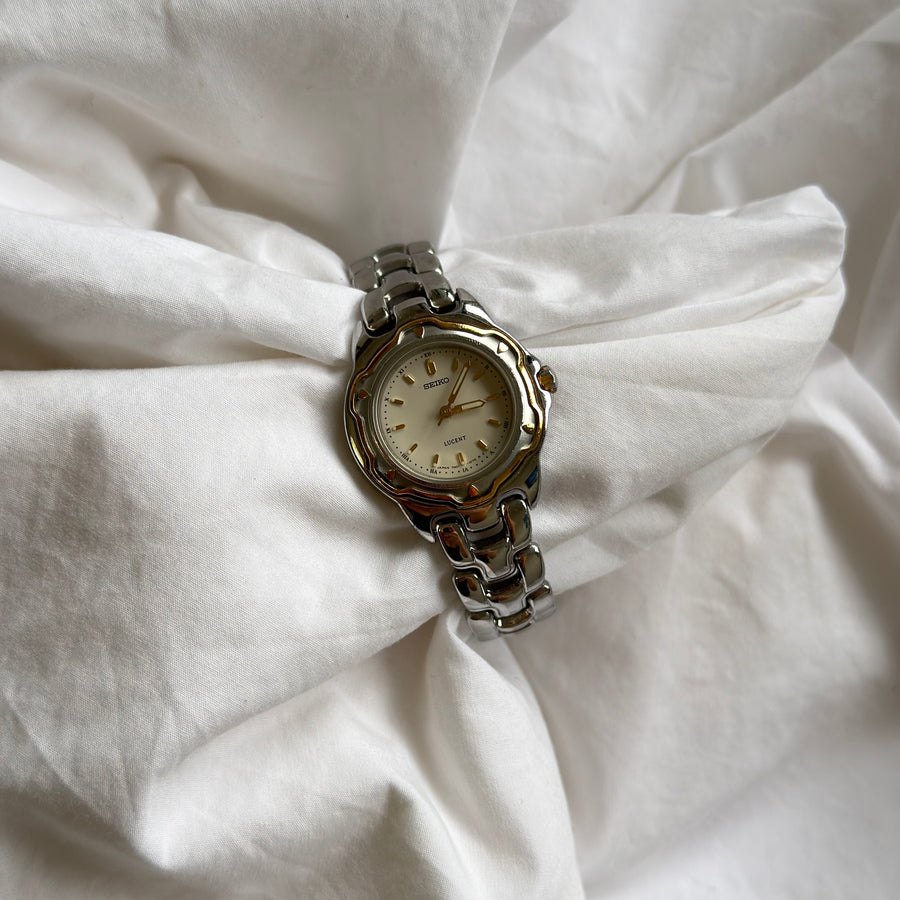 90s Seiko Lucent Duotone Flower Bezel Watch