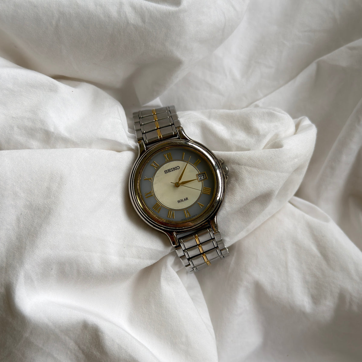 90s Seiko Solar Duotone Round Watch