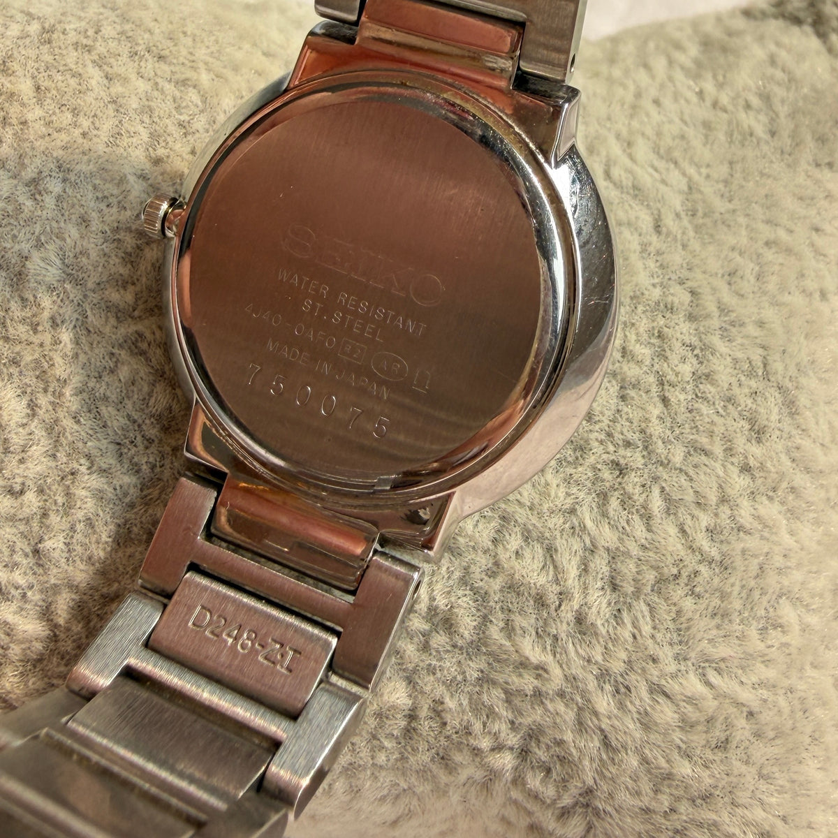 90s Seiko Exceline Shell Dial Roman Numeral Watch