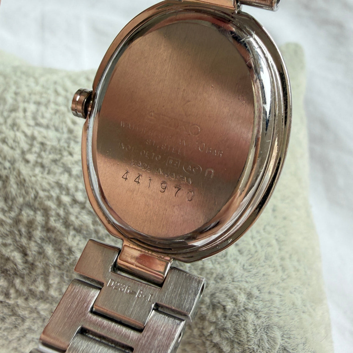 90s Seiko Lukia Silver Oval Watch