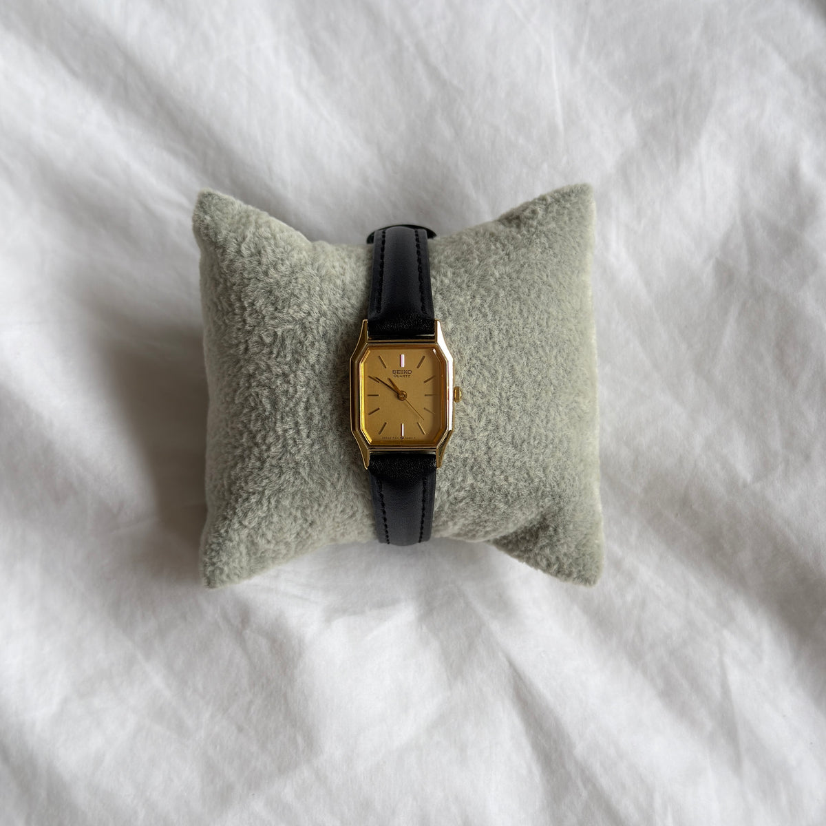 90s Seiko Gold Octagonal Leather Watch