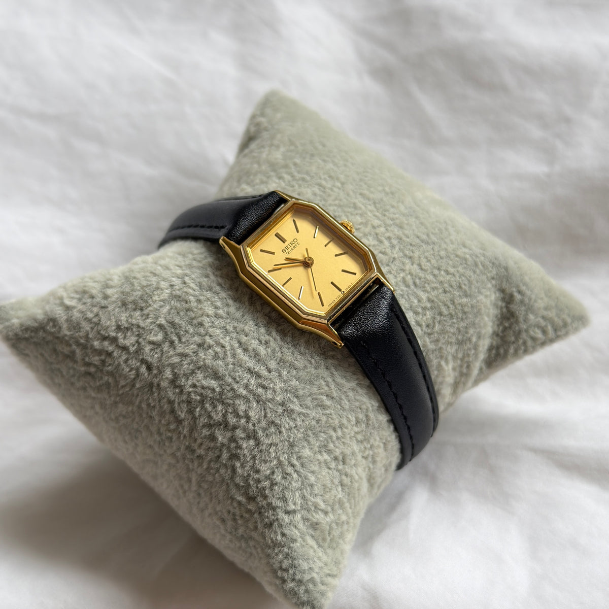 90s Seiko Gold Octagonal Leather Watch