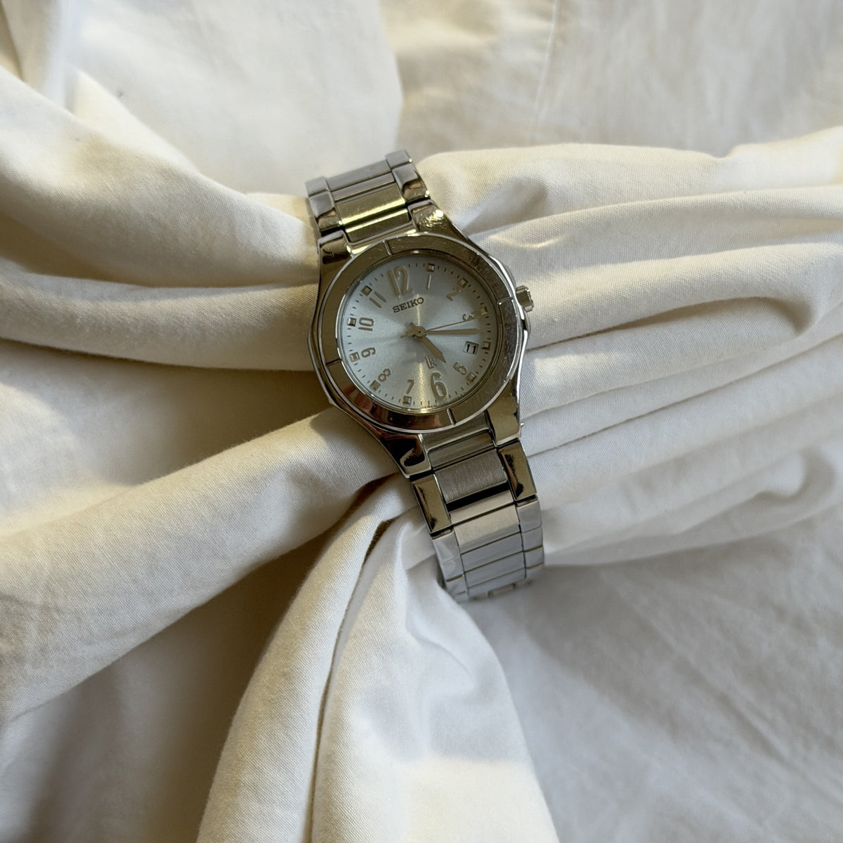 00s Seiko Lukia Silver Round Watch