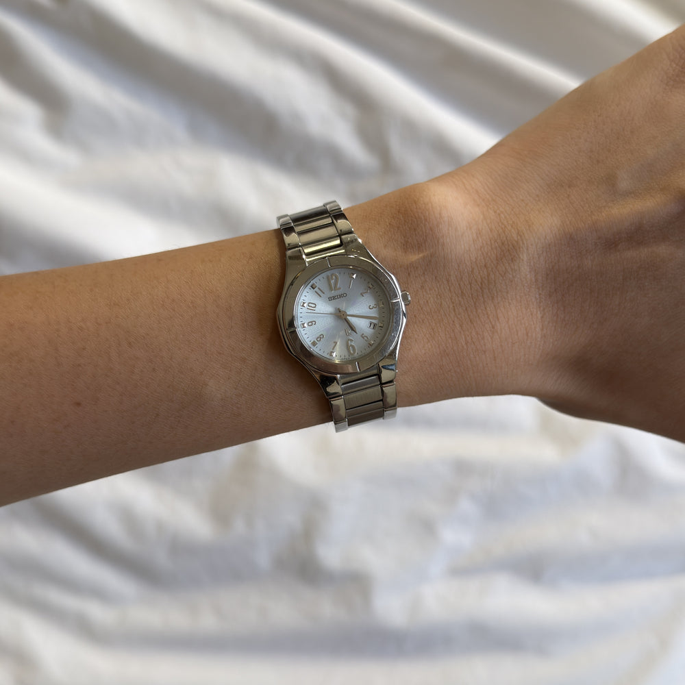 00s Seiko Lukia Silver Round Watch
