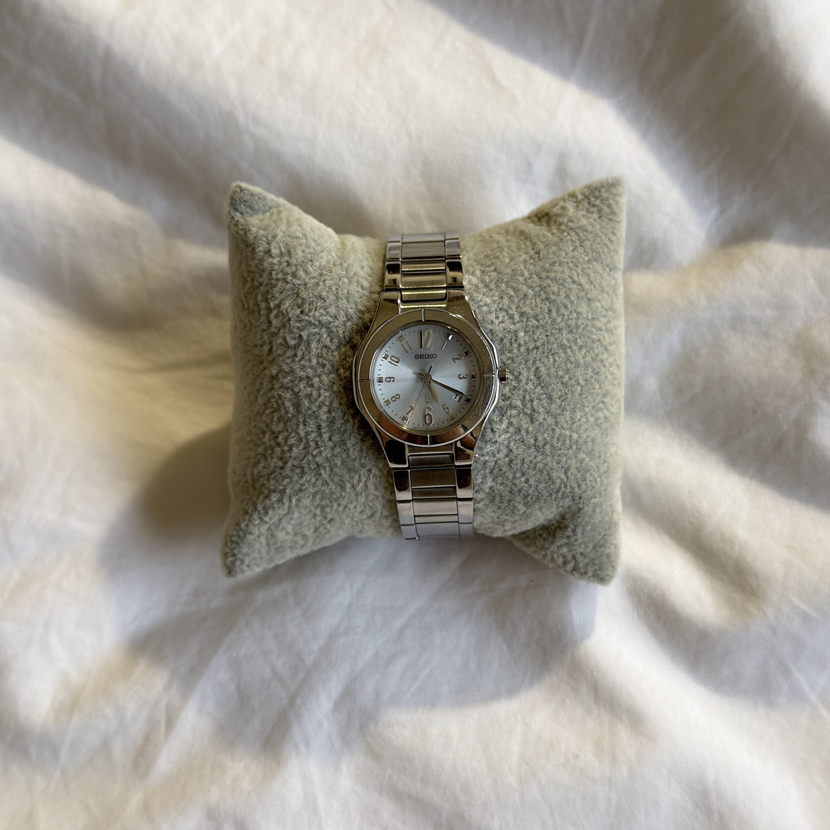 00s Seiko Lukia Silver Round Watch