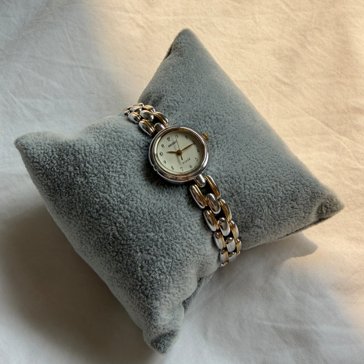 90s Seiko Tisse Duotone Round Watch