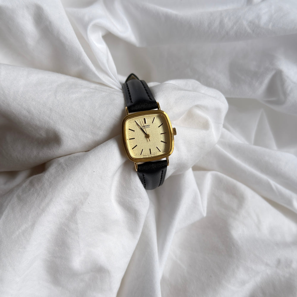 90s Seiko Gold Square Leather Watch