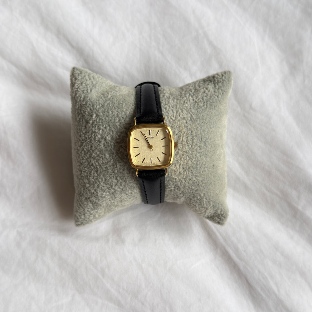 90s Seiko Gold Square Leather Watch