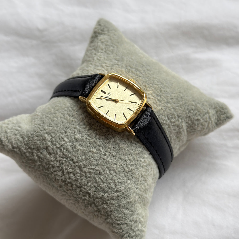 90s Seiko Gold Square Leather Watch