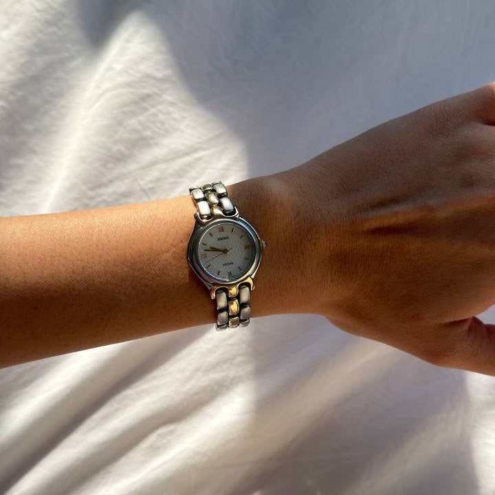 90s Seiko Round Exceline Watch