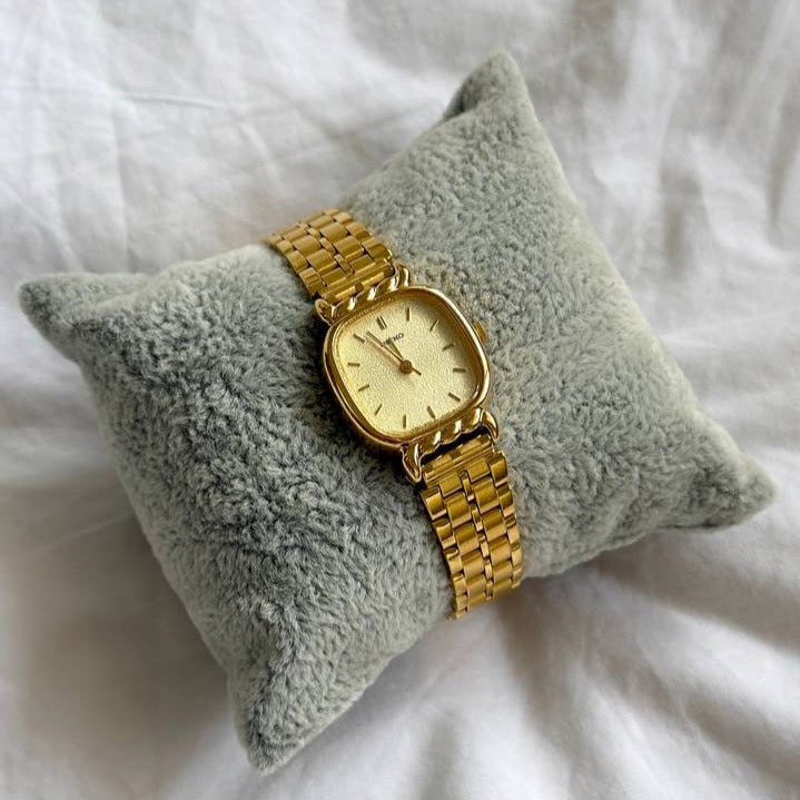 90s Seiko Champagne Gold Watch