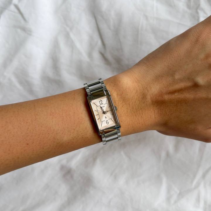 00s Seiko Pink Lukia Watch